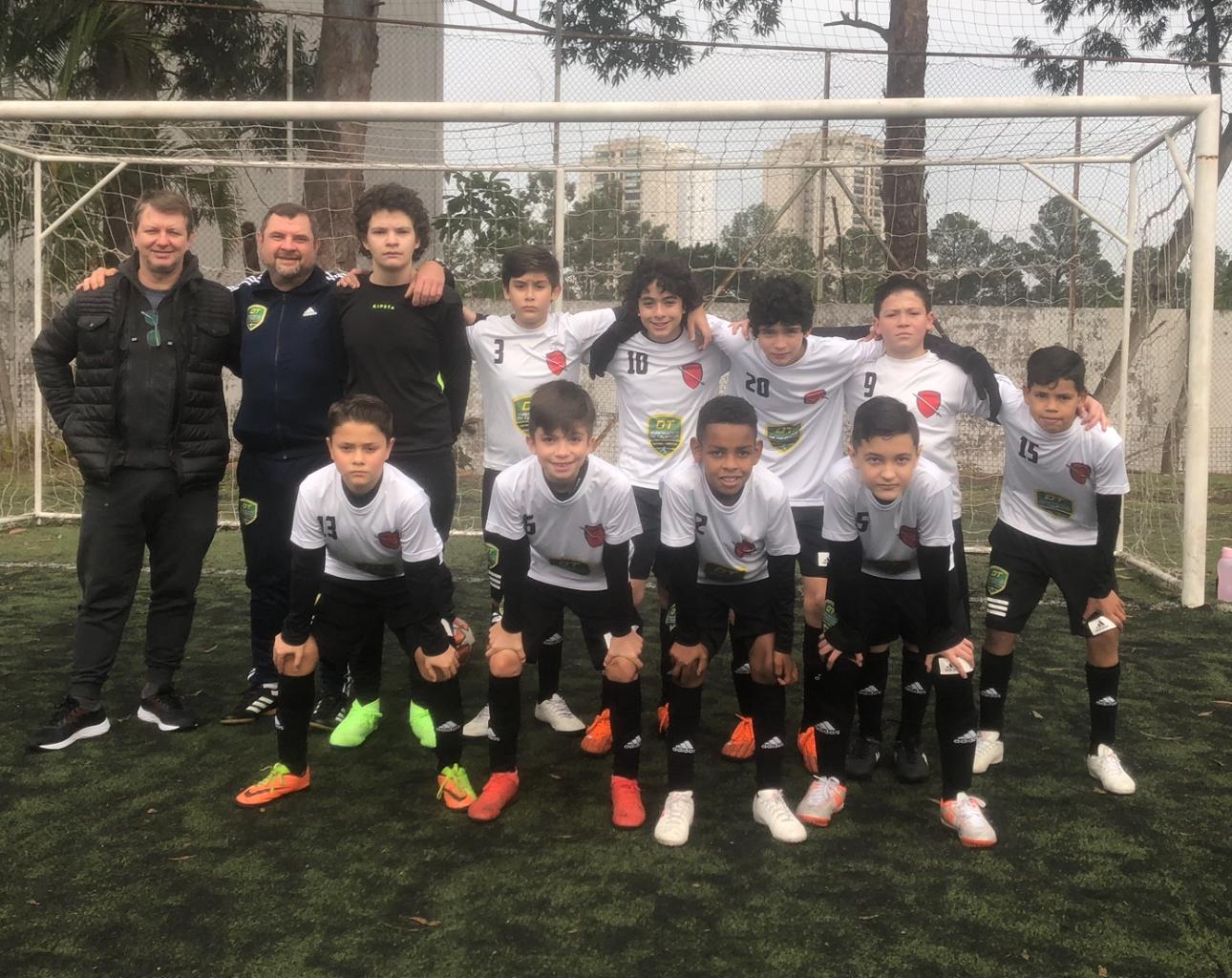 Treinamento coletivo com múltiplos jogadores